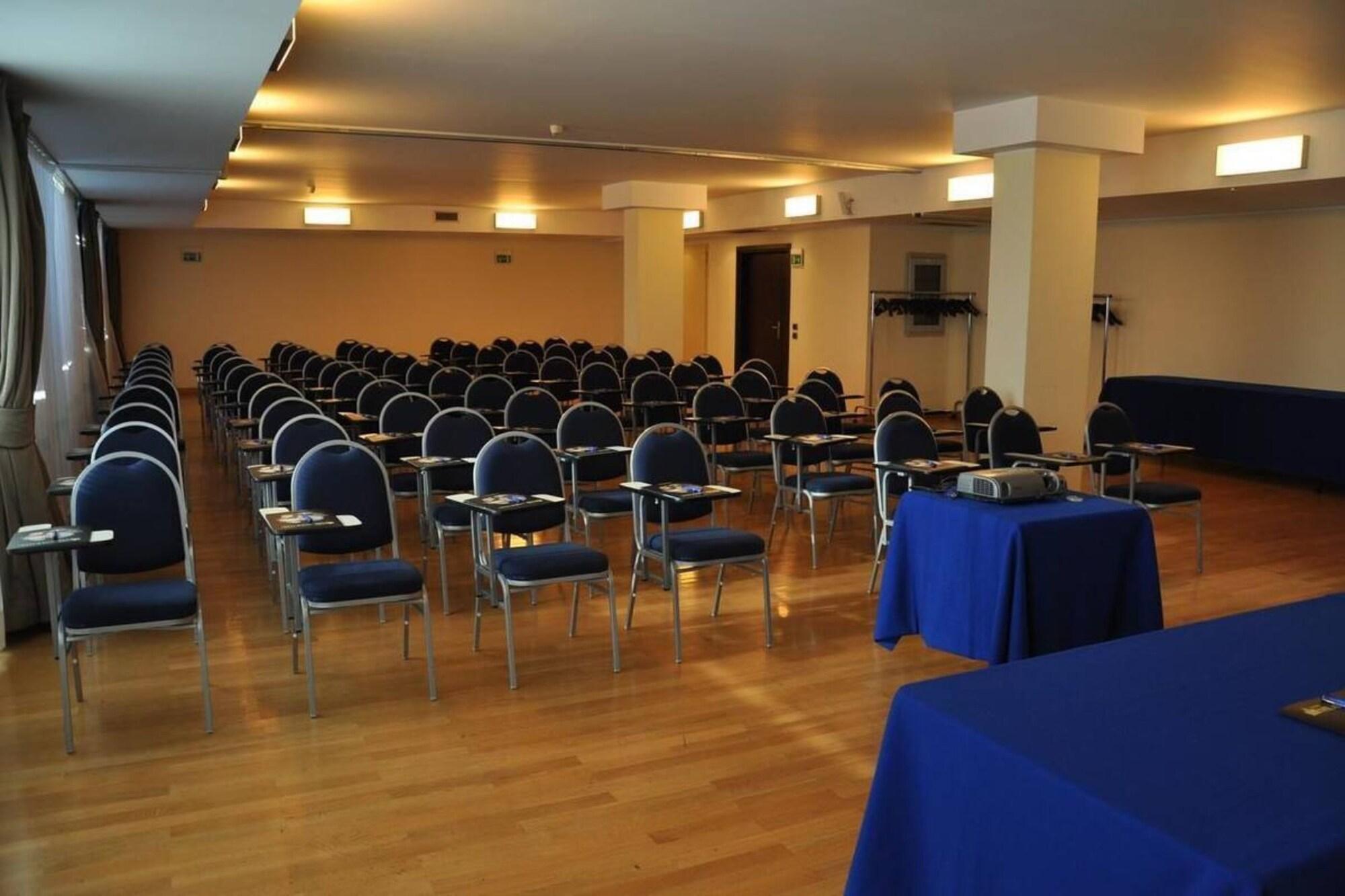 Golf Hotel Lainate Exterior foto